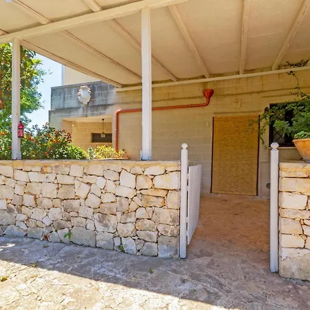 Casal Del Borgo 1 * Ostuni