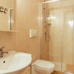 בית נופש Casal Del Borgo 1 *