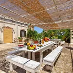 בית נופש Casal Del Borgo 1 *