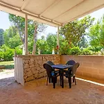 בית נופש Casal Del Borgo 1 אוסטוני